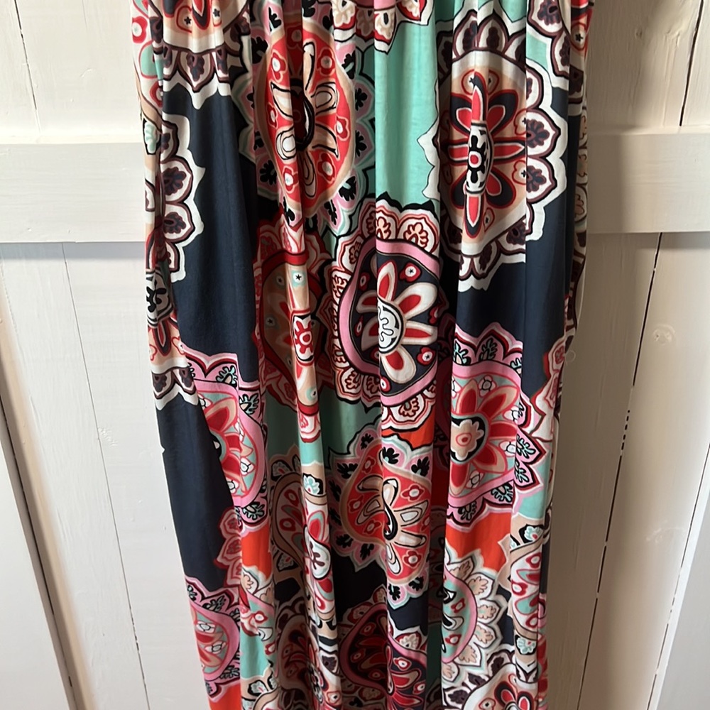 Dress - Picture 3 of 5